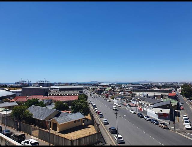 2 BEDROOM PROPERTY TO RENT IN SALT RIVER